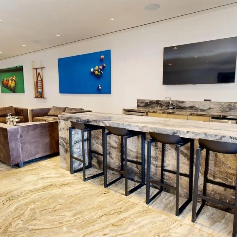 Spectacular Ultra-Luxury Lakefront Residence Roja - Villa - 22