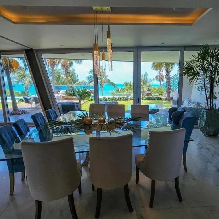 5 Bedrooms Villa Reynoso - Villa - 13