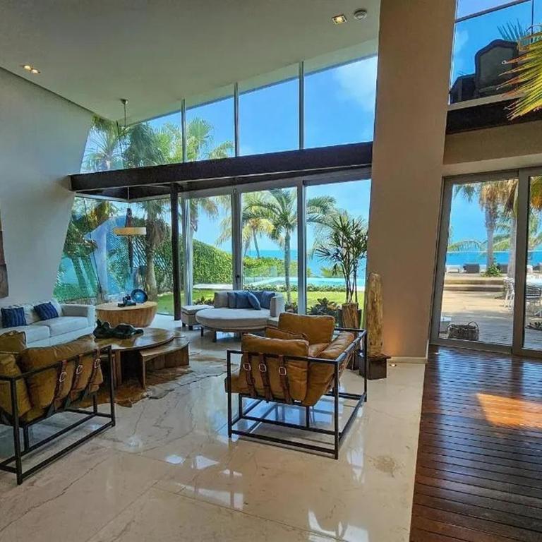 5 Bedrooms Villa Reynoso - Villa - 19
