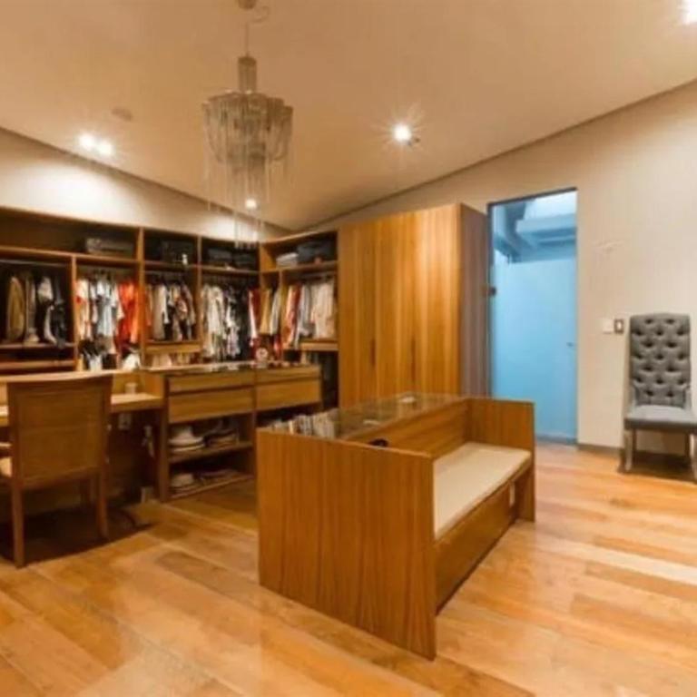 5 Bedrooms Villa Reynoso - Villa - 25