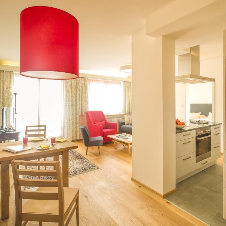 Draxl-Hof Ferienwohnungen - Apartment mit 2 Schlafzimmern und Balkon - 3