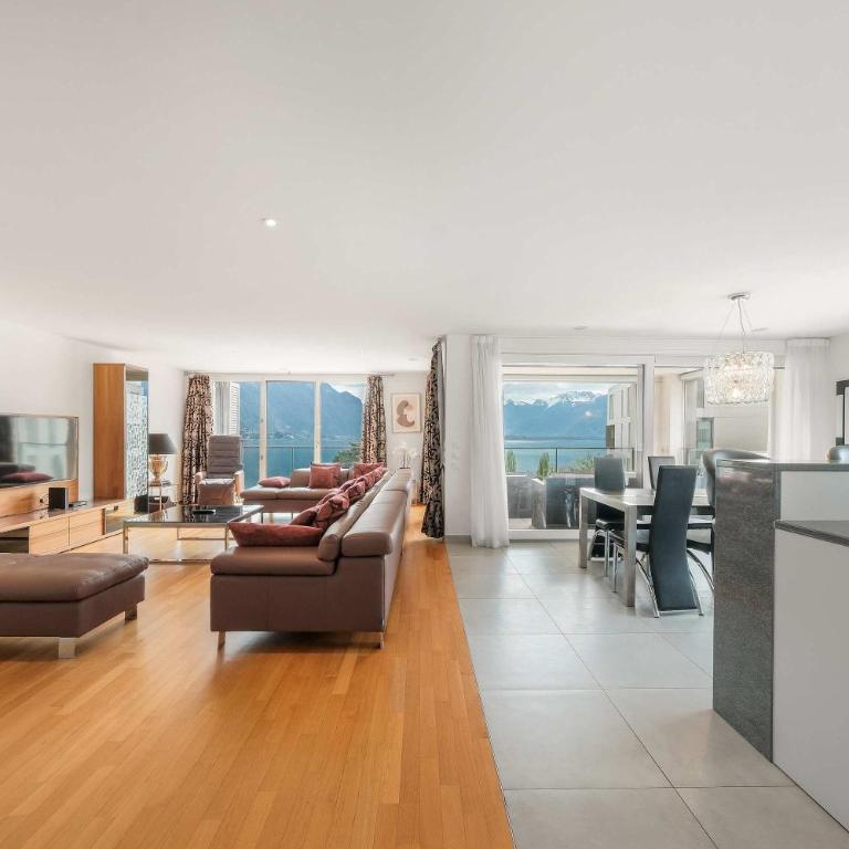 Luxury Apartment in Montreux with Panoramic Views by GuestLee - Apartment - 4
