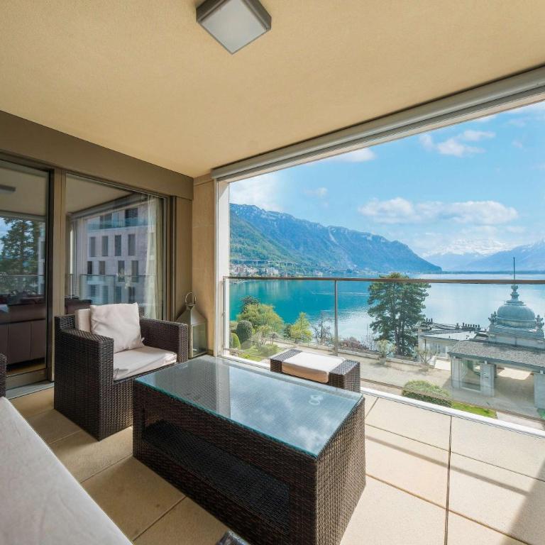 Luxury Apartment in Montreux with Panoramic Views by GuestLee - Apartment - 5