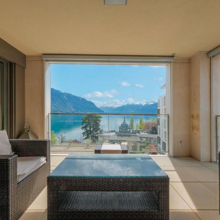 Luxury Apartment in Montreux with Panoramic Views by GuestLee - Apartment - 6