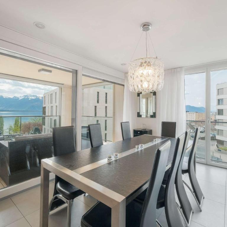 Luxury Apartment in Montreux with Panoramic Views by GuestLee - Apartment - 7