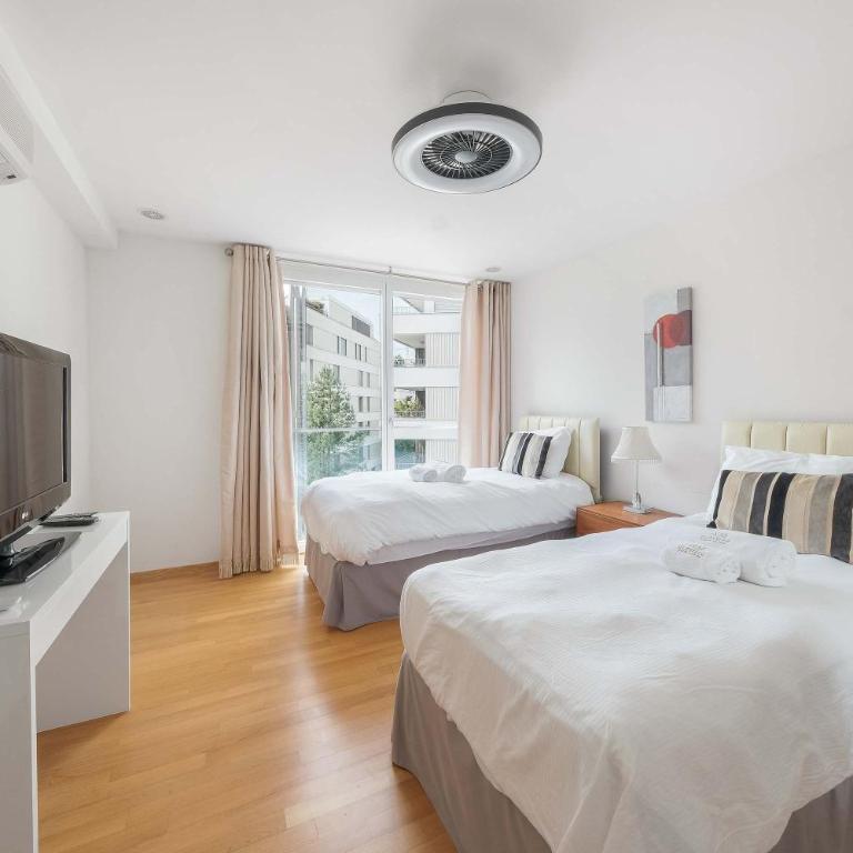 Luxury Apartment in Montreux with Panoramic Views by GuestLee - Apartment - 17