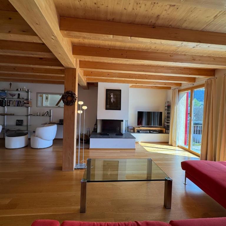 Chalet Wyssbirg 1 - Apartment mit 4 Schlafzimmern und einem Balkon - 1