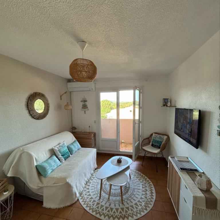 Appartement 4 couchages climatisé,piscine privée,proche centre ville et plages - Apartment mit 2 Schlafzimmern - 4
