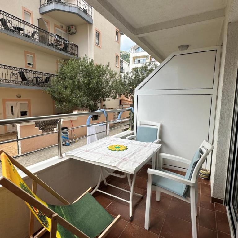 Mercury Apartments Budva - One-Bedroom Apartment - 33