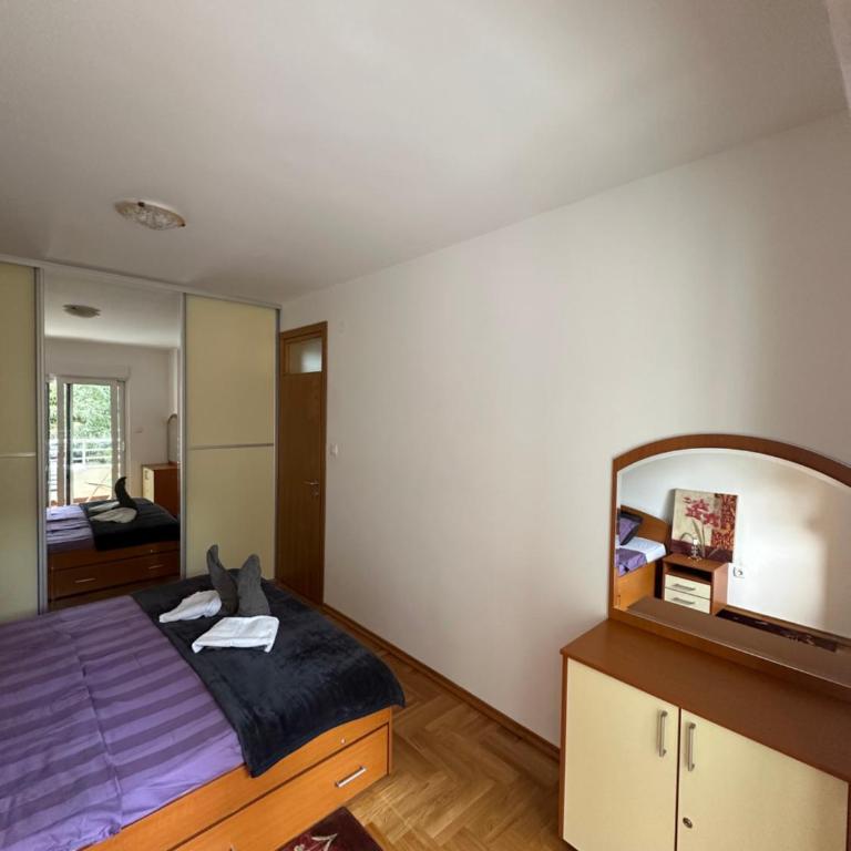 Mercury Apartments Budva - One-Bedroom Apartment - 37