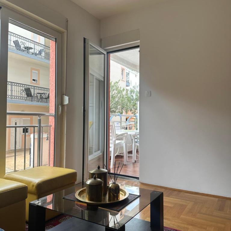 Mercury Apartments Budva - One-Bedroom Apartment - 56