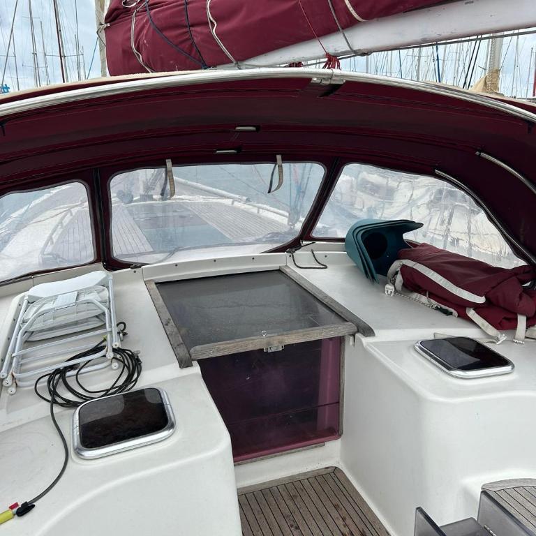 LUNA BAY, voilier 3 cabines 2 sdb en ville - Mobile Home - 3
