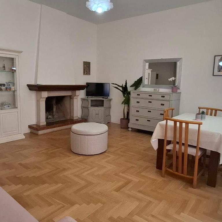 La Terrazza sul Viale - Three-Bedroom House - 6