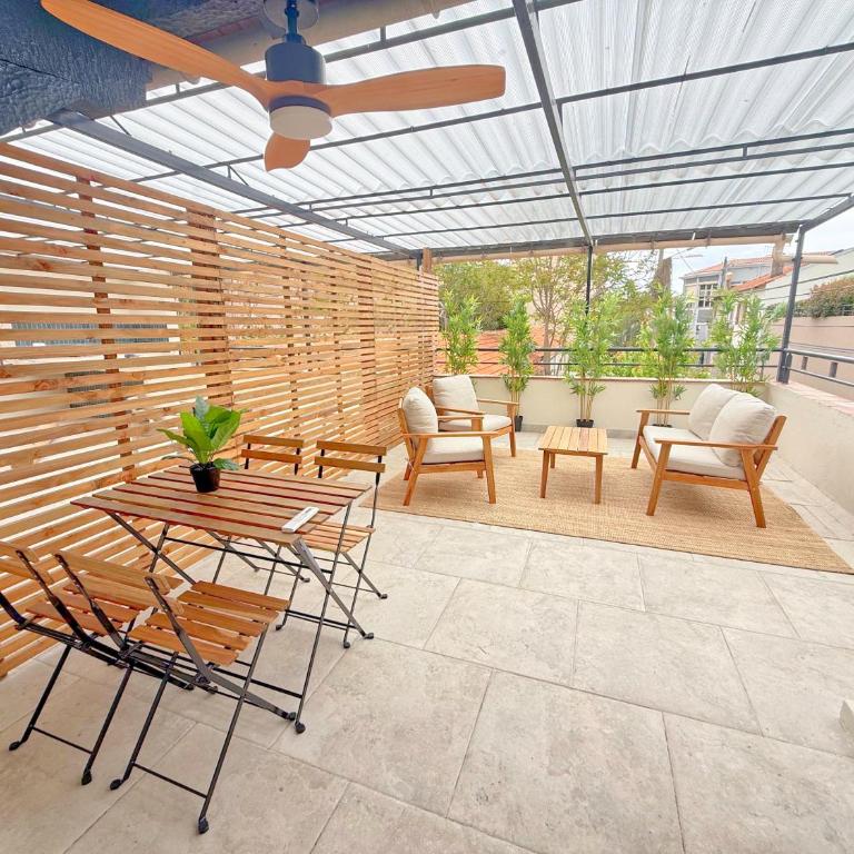L'Esterel Appartements Plage 450m & Gare Saint-Raphael 950m - Apartment with Terrace - 22