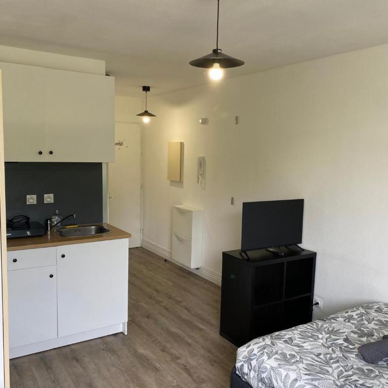 Le Cosy Zay - Baignoire & Netflix - Apartamento de 1 dormitorio - 17