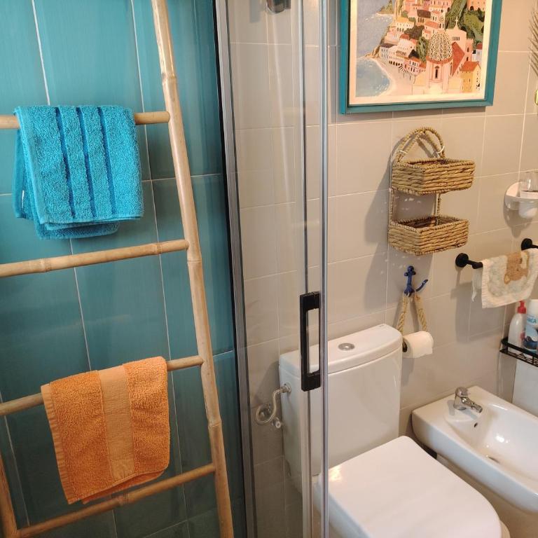 Stylish house with swimming pool,near beach & town, wifi - Casa de 2 dormitorios - 31
