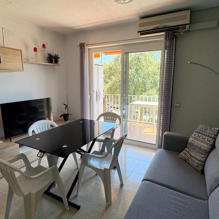 Bella Vista - One-Bedroom Apartment - 15