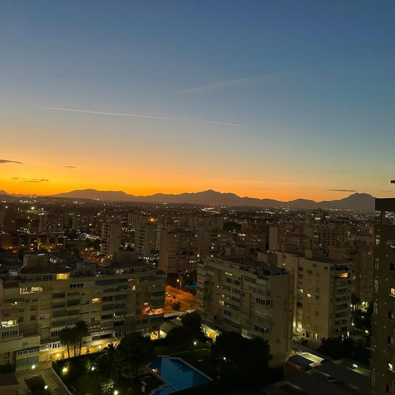 Bright-Sky Penthouse, Alicante Beach Life - Two-Bedroom Apartment - 16