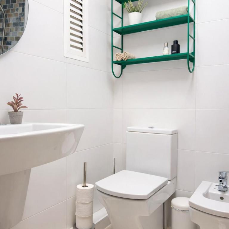 Bright-Sky Penthouse, Alicante Beach Life - Two-Bedroom Apartment - 20