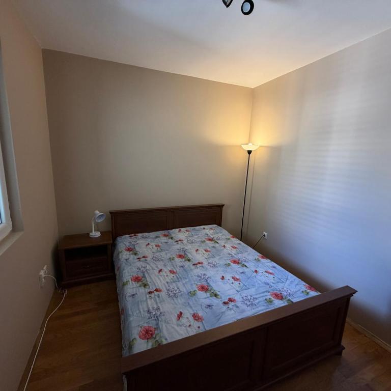 Juliana Apartments - One-Bedroom Apartment - 8