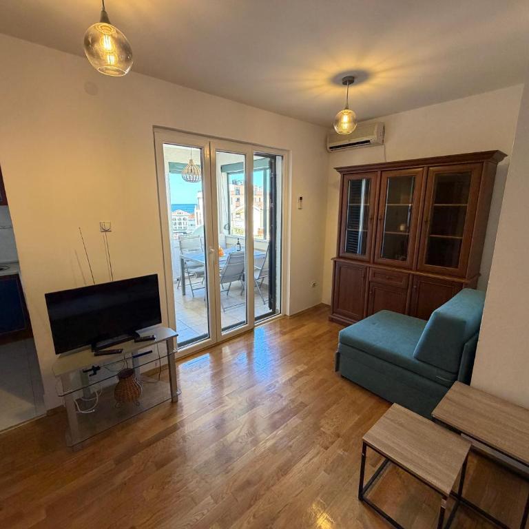 Juliana Apartments - One-Bedroom Apartment - 5