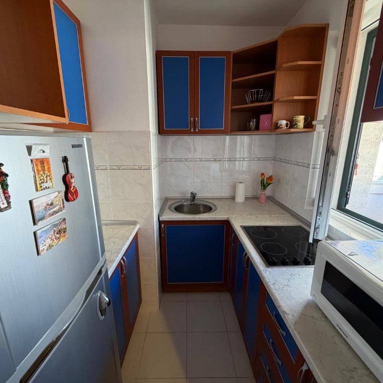 Juliana Apartments - One-Bedroom Apartment - 6
