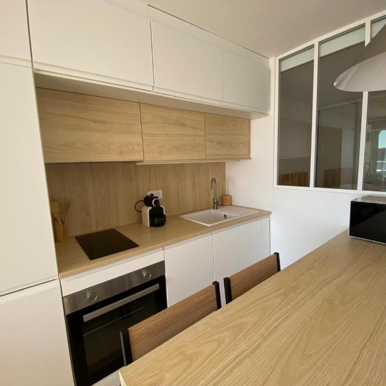 BEL APPARTEMENT CENTRAL - Vue PORT Et MER - Parking - Clim - WIFI - Apartment mit 1 Schlafzimmer - 10