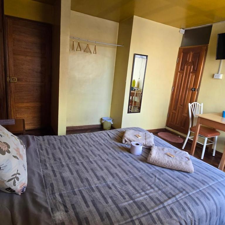 Hostal La Casa del Sol - Habitación Doble con baño privado - 2