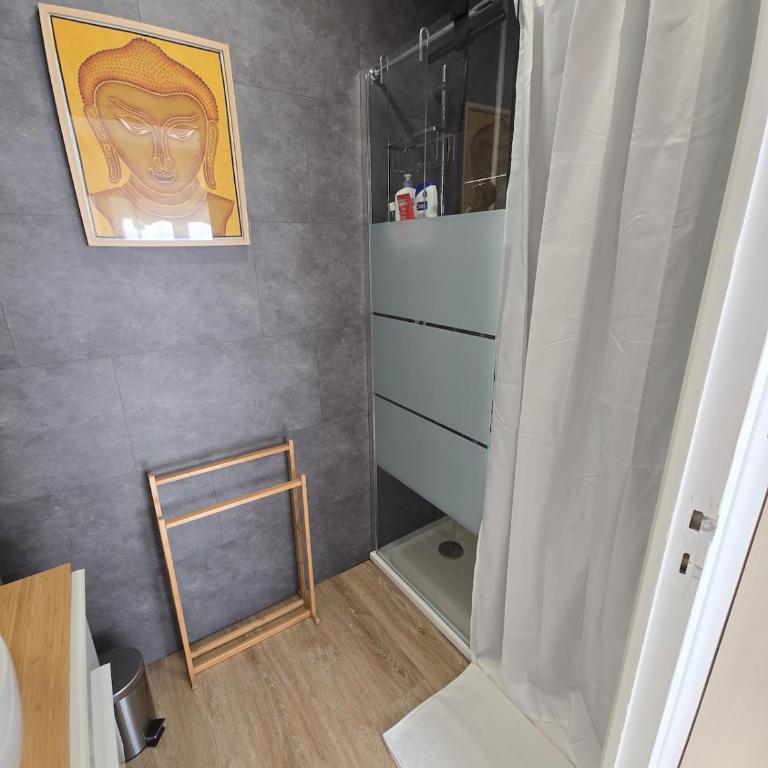 Appartement rénové - terrasse, parking, plage à pied - Appartement 2 Chambres - 8