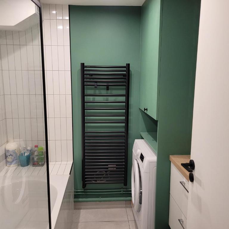 appartement à Paris dans le 1Oe en bail mobilité 1mois minimum - Apartment mit 3 Schlafzimmern - 3
