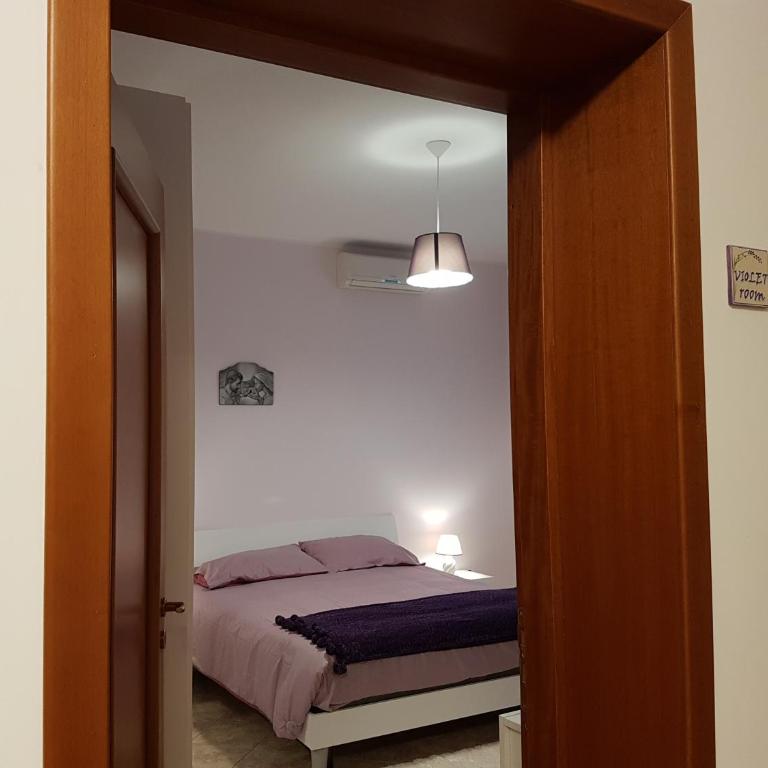 Sara Home - Appartamento con 2 Camere da Letto - 3