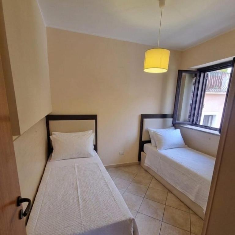 Mosaico Taormina Guest House - Appartamento Familiare con 2 Camere da Letto e Vista - 5