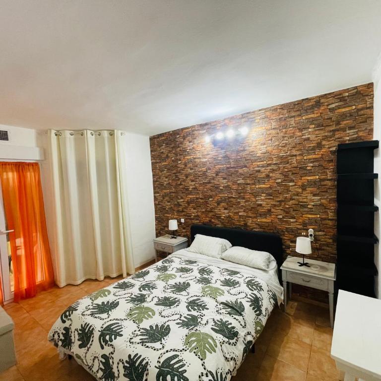 Piso delante de la playa La Pineda con 2 habitaciones - One-Bedroom Apartment - 9