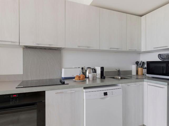 Cannes Marina Appart Hotel Mandelieu - Appartement 1 Chambre - Vue sur Mer - 7