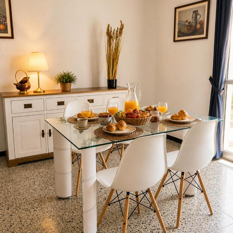Ap NURIMAR 2 con Aire Acondicionado en Centro del Pueblo - Apartamento de 2 dormitorios - 2