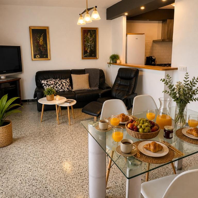 Ap NURIMAR 2 con Aire Acondicionado en Centro del Pueblo - Apartamento de 2 dormitorios - 1