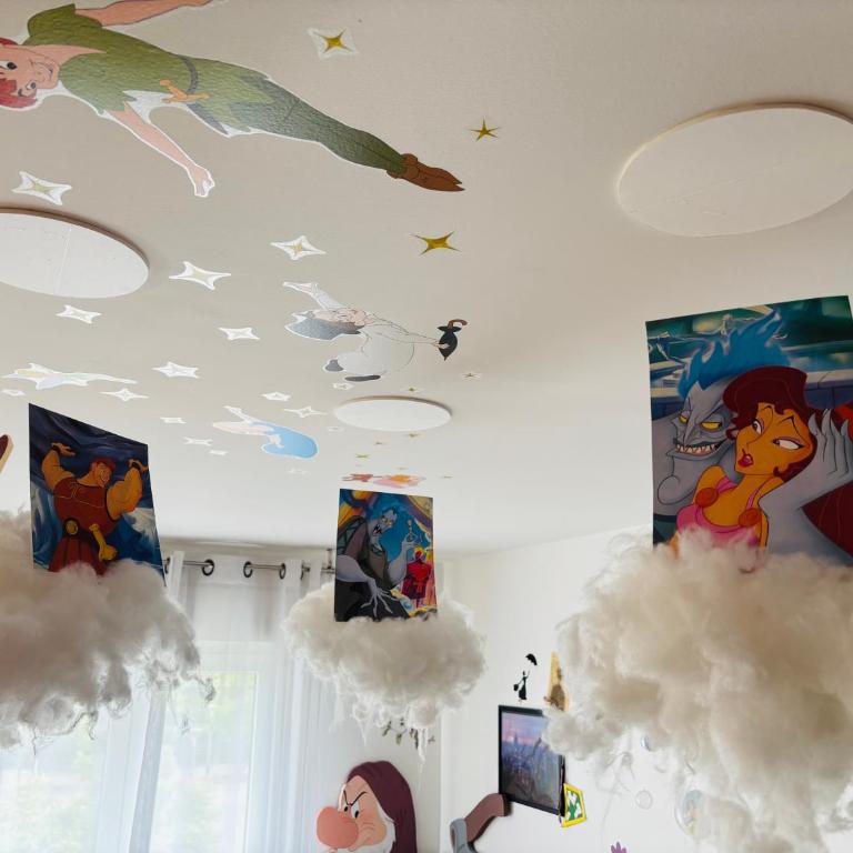 THE ENCHANTED HOUSE ( 15 min walk to Disney) - Apartment mit 2 Schlafzimmern - 9
