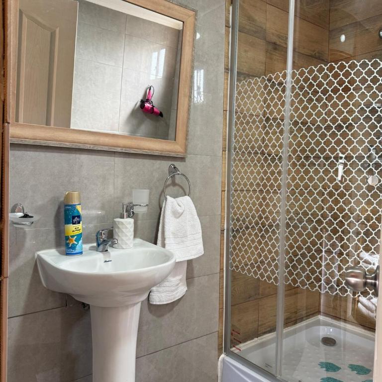 Cabaña muy cercana a la cordillera - Two-Bedroom House - 50