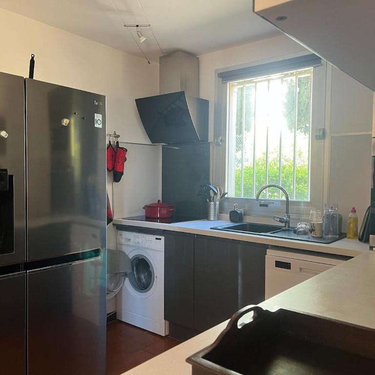 Apartment with garden, close to Capelan cove - Appartement 2 Chambres - Vue sur Jardin - 11