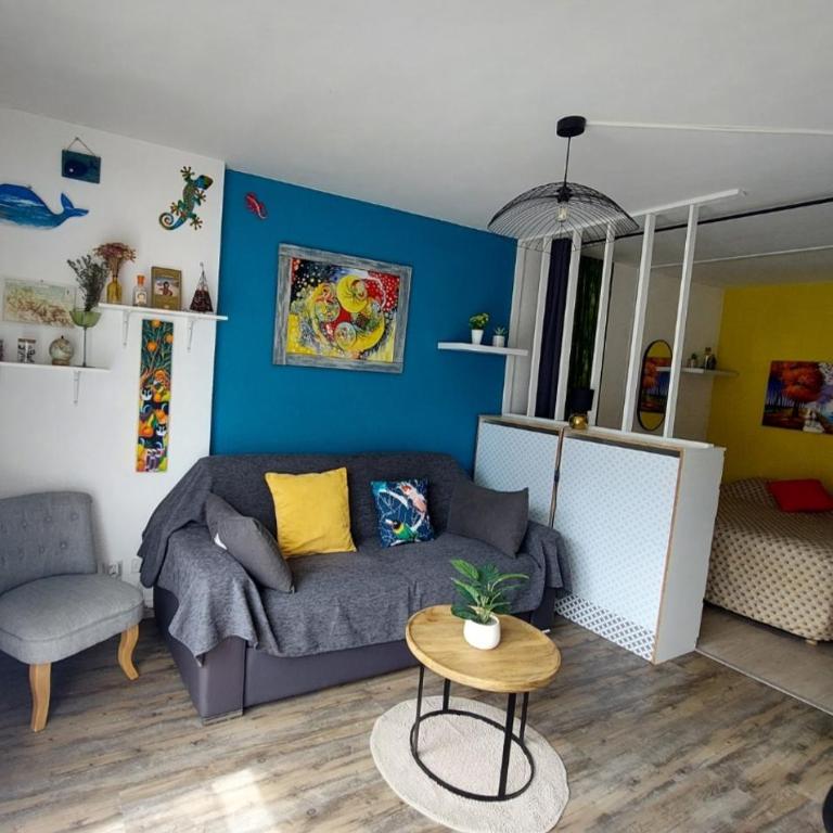 Appartement 2pers, superbe vue montagne, exposé sud, Résidence très calme, parking, 5mns à pied du centre - Appartement 1 Chambre - 1