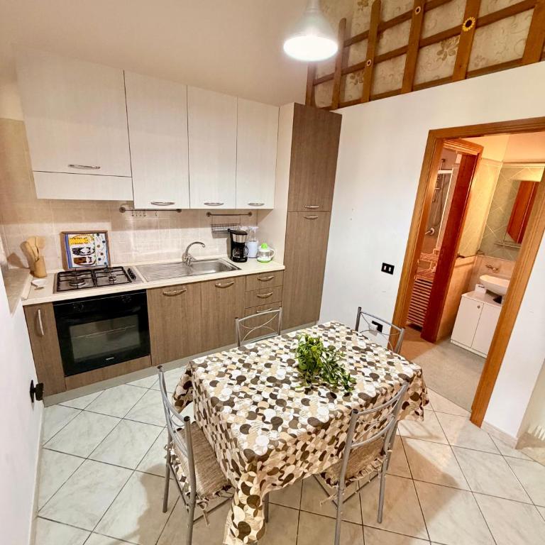 Steps from the Beach, Minutes from Cefalù - Casa con 3 Camere da Letto - 17