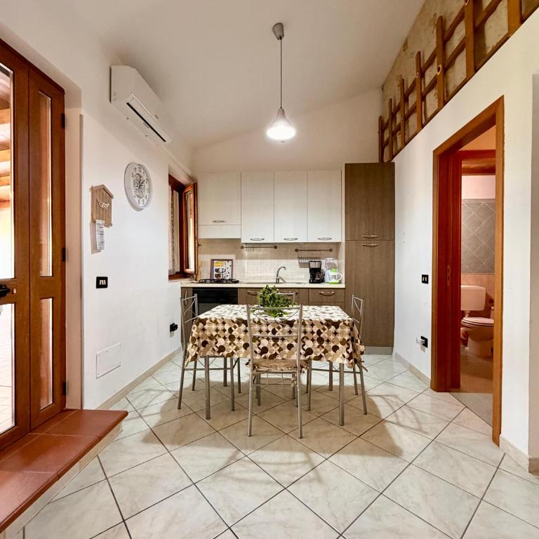 Steps from the Beach, Minutes from Cefalù - Casa con 3 Camere da Letto - 15