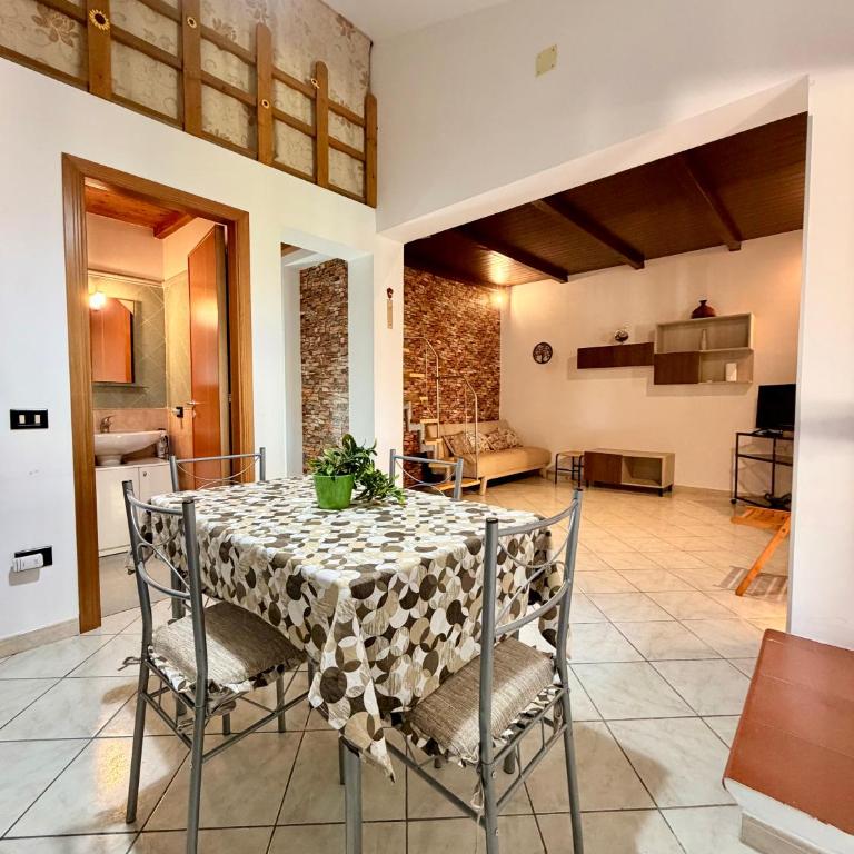 Steps from the Beach, Minutes from Cefalù - Casa con 3 Camere da Letto - 8