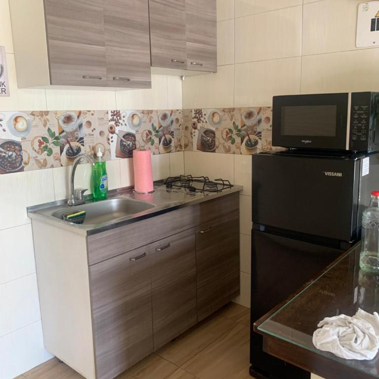 Apartaestudio 3 piso zona sur sector residencial - Apartamento de 1 dormitorio - 2