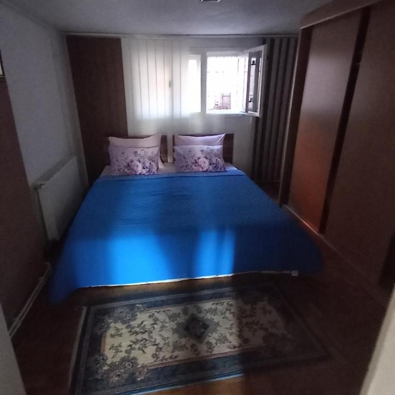 Lari and Klo Apartments - Two-Bedroom Apartment - 7