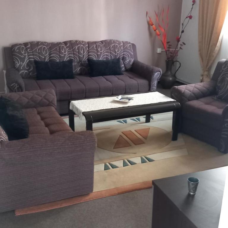 Lari and Klo Apartments - Two-Bedroom Apartment - 9