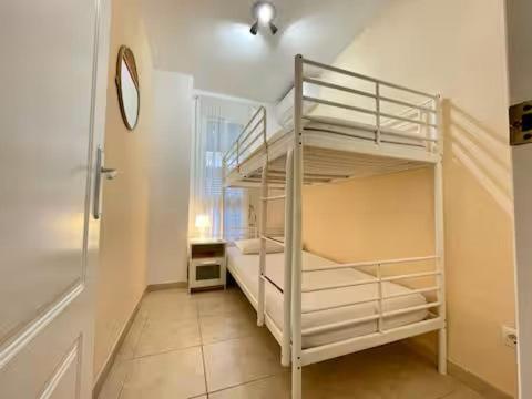 Apartamento con Terraza y Piscina a 600m de la Playa en Jávea - Apartamento - 8