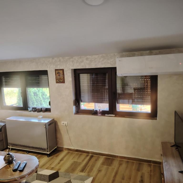 STAZA Zdravlja - Two-Bedroom Apartment - 15