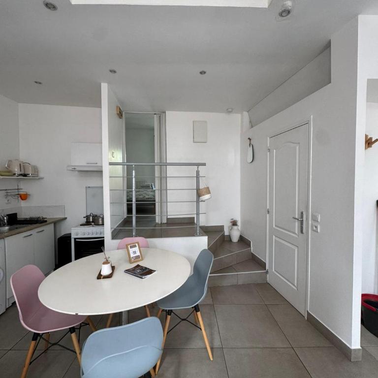 Nid Cosy, Appartement entier avec terrasse - Rosendaël - One-Bedroom Apartment - 6