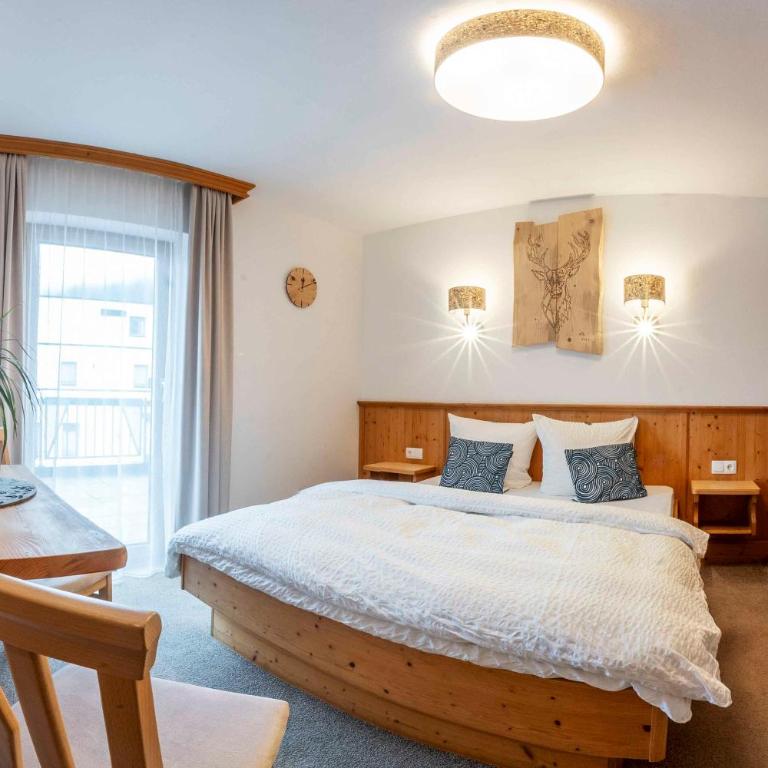 Stoagraue - Doppelzimmer mit Bergblick - 2